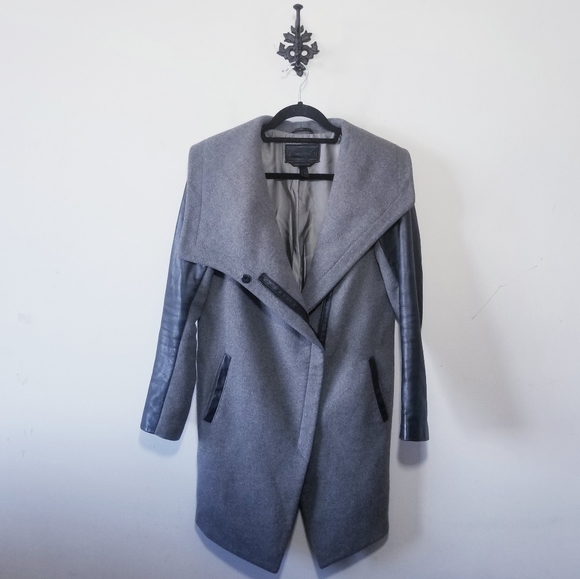 Danier Jackets & Blazers - Danier Wool Leather Zip Coat Size XS